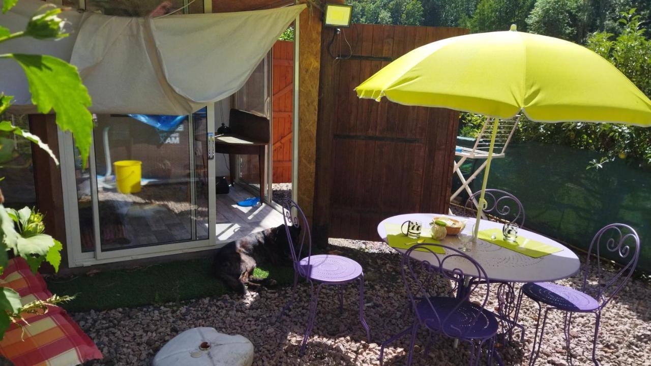 Hotel Abri De Jardin Amenage, Chambre Camping Glamour Lalaye Esterno foto
